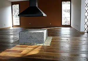 Piso com efeito envelhecido